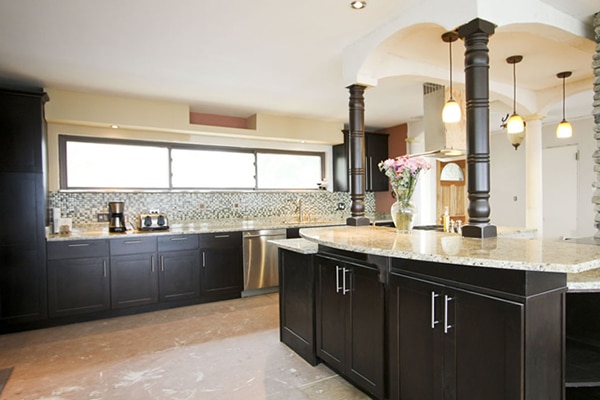  cabinets and countertops in Milwaukee